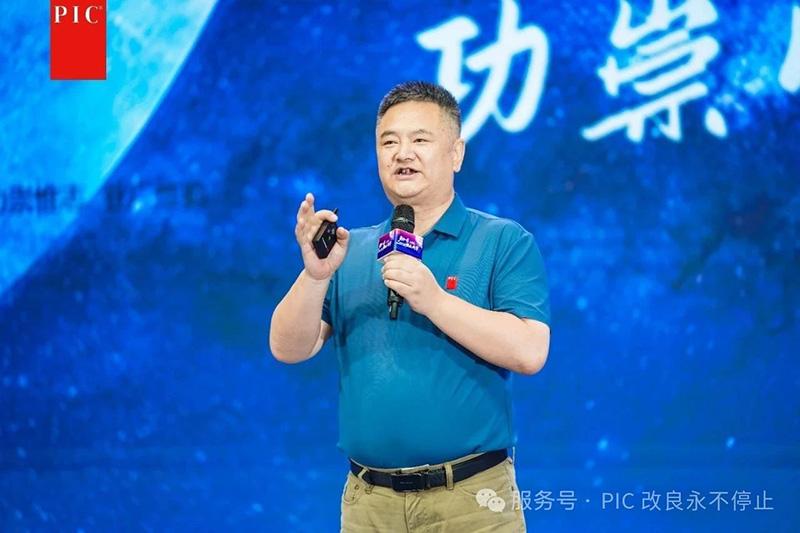 1751249856715336.jpg 371.jpg